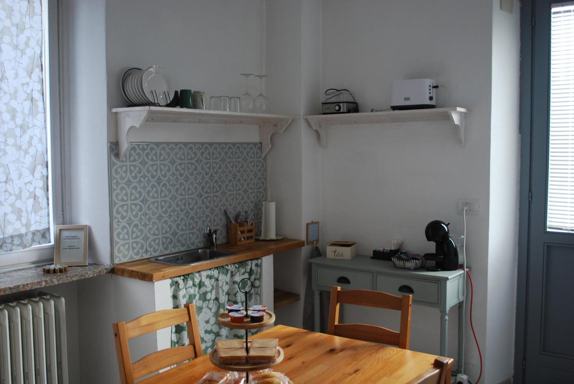 Le Stanze Di Alicam Bed & Breakfast Arona Ngoại thất bức ảnh